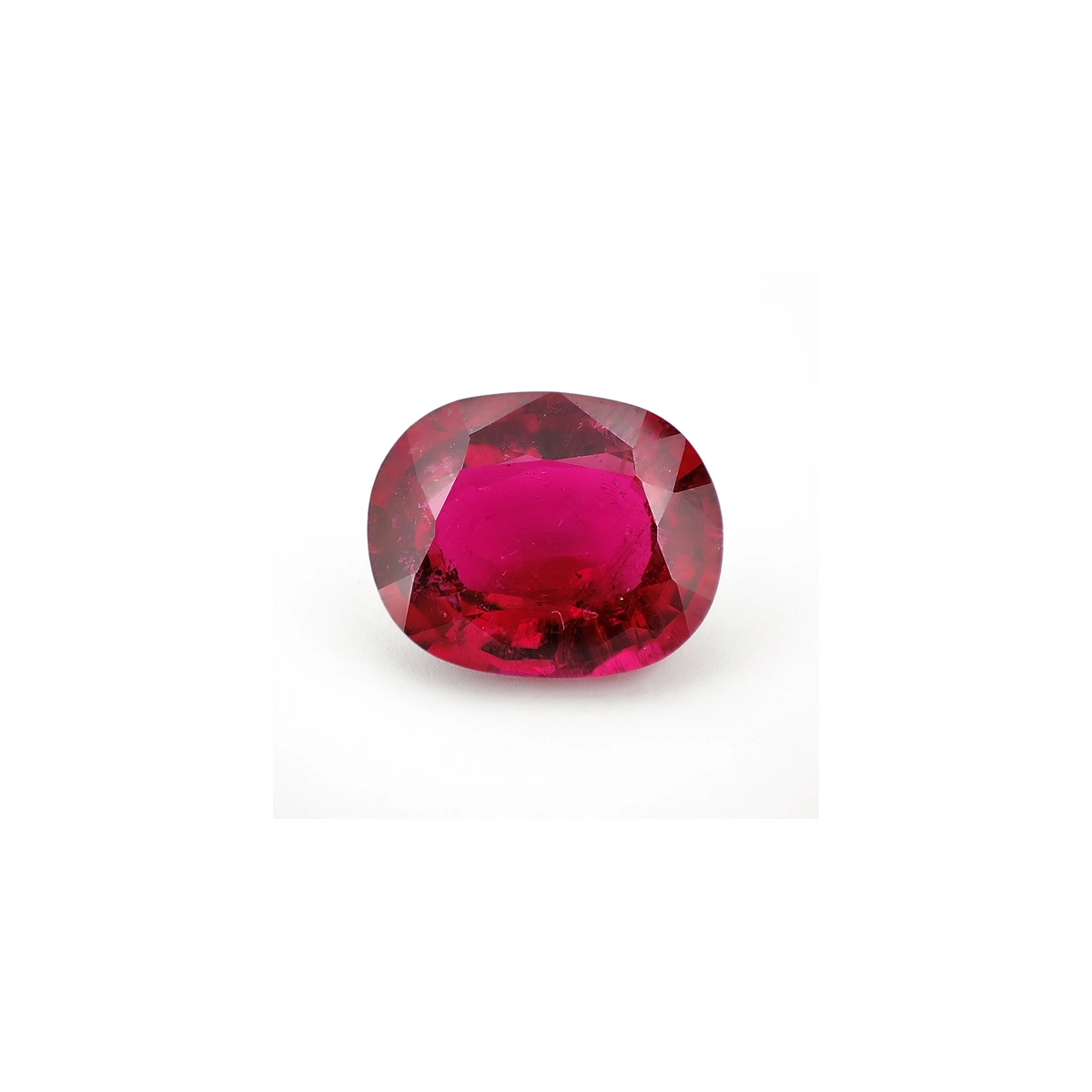 Tourmaline Rubellite - Taille Ovale Facette (12.54 ct)