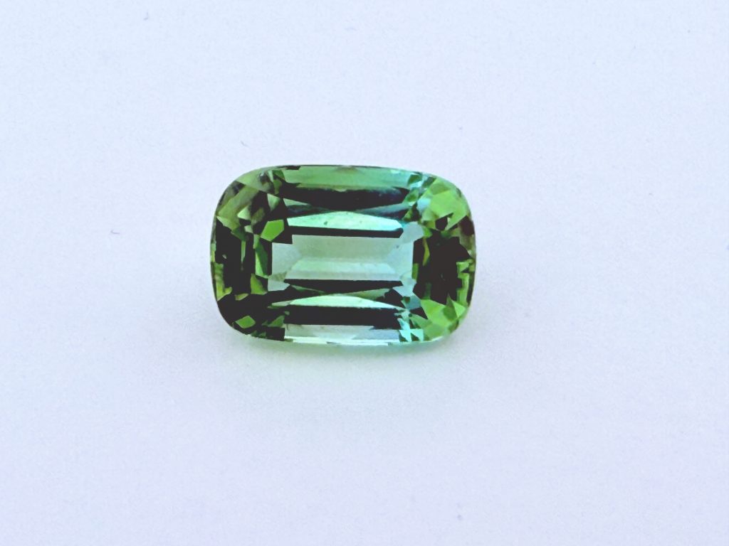 Tourmaline verte bleutée (4,905ct)