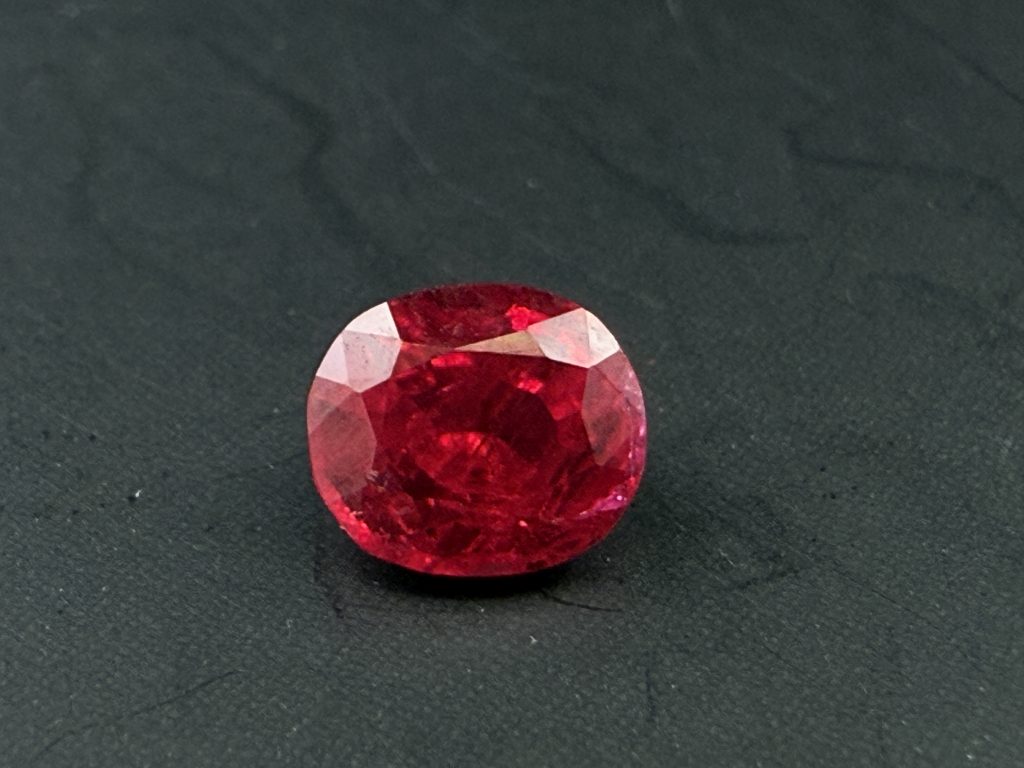 Rubis Naturel sang de Pigeon (0,56ct)