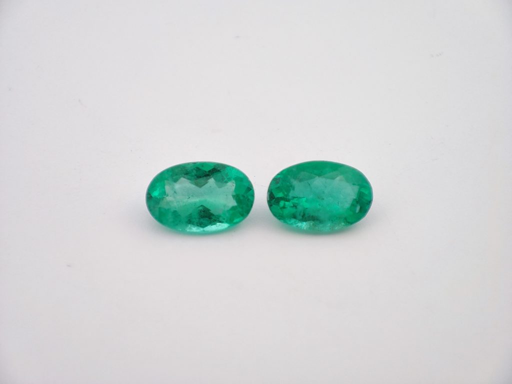 Paire emeraude oval