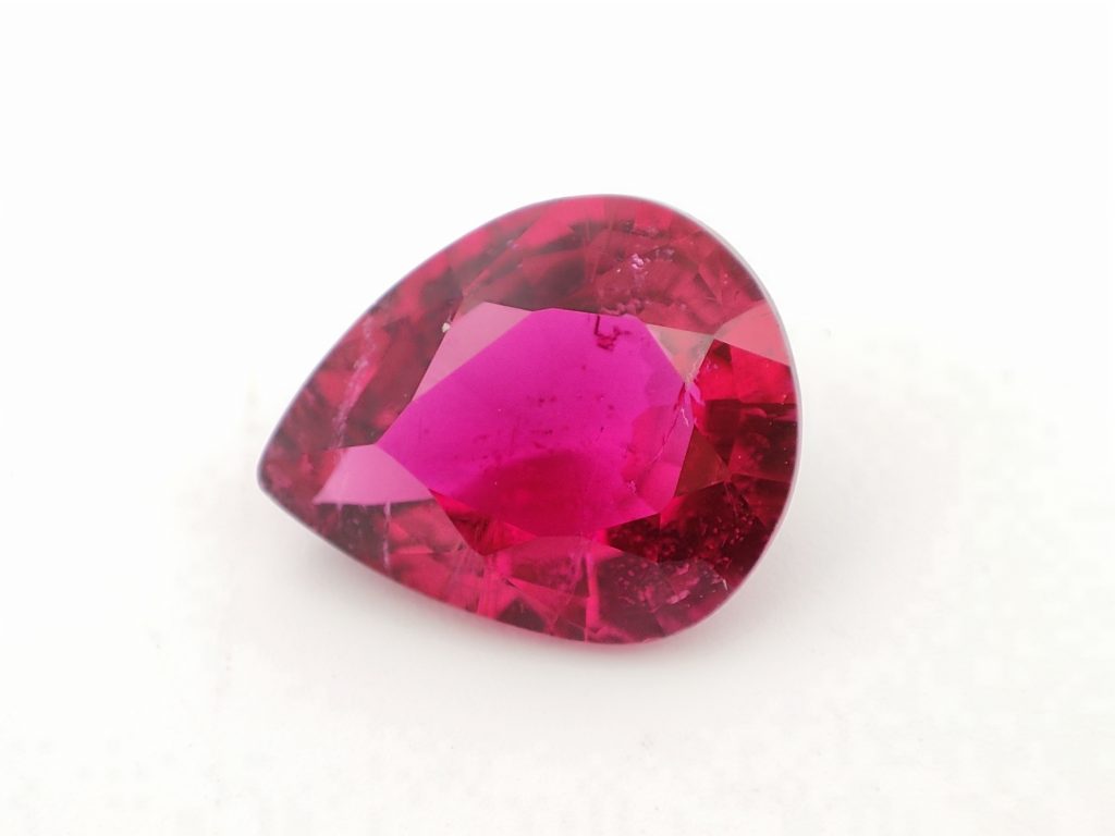 Tourmaline Rubellite poire 1,905 ct