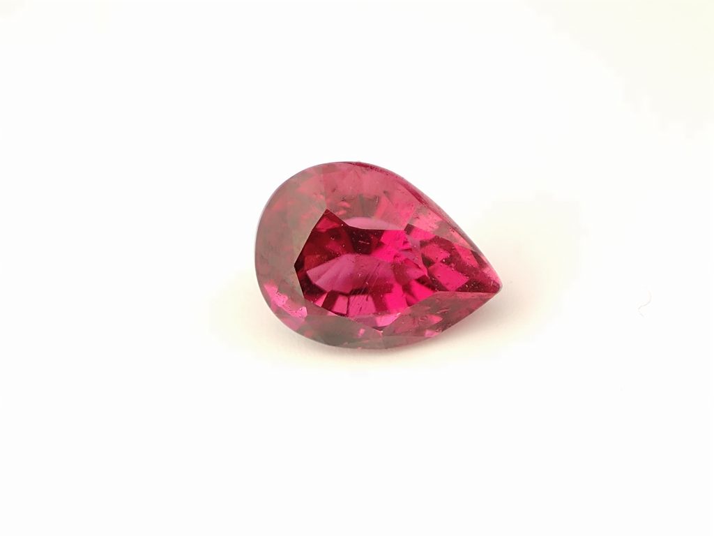 Tourmaline Rubellite poire 1,115 ct