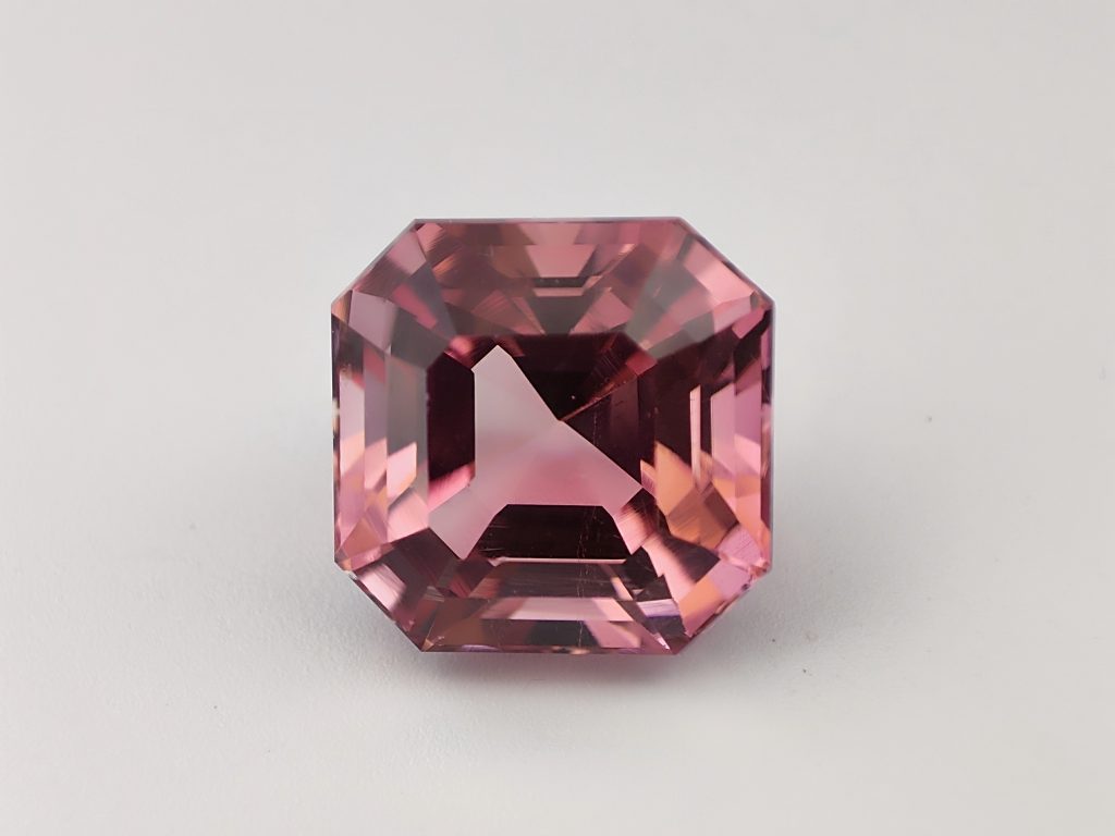 Tourmaline Rose carré