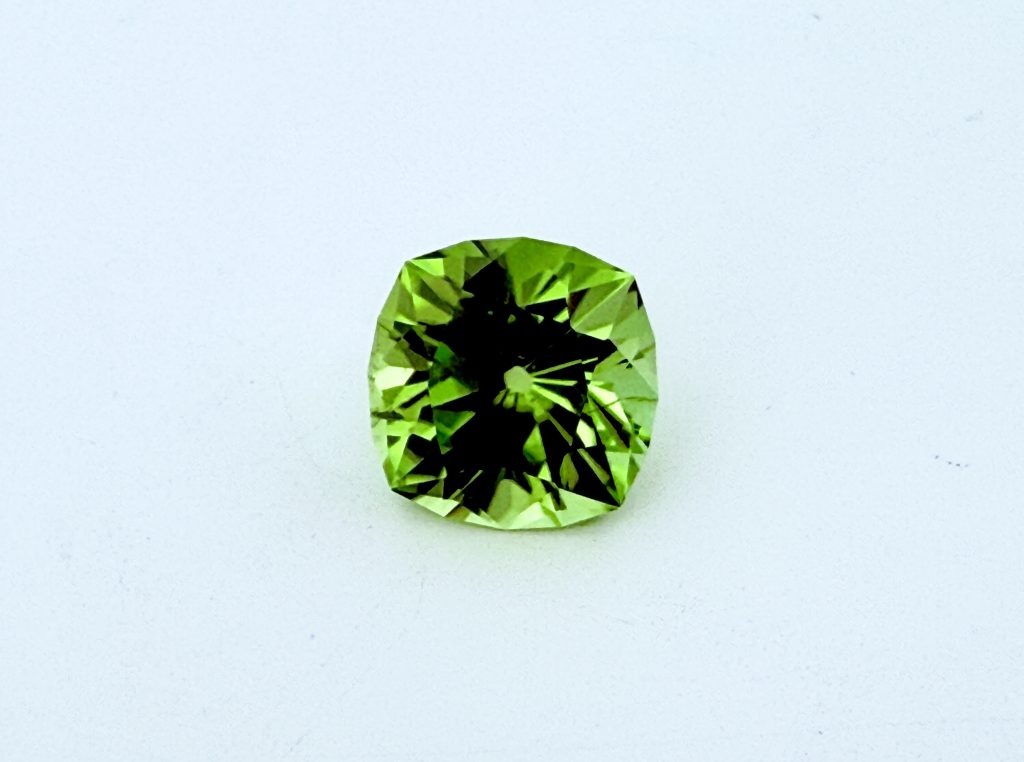 Peridot 5,51 ct
