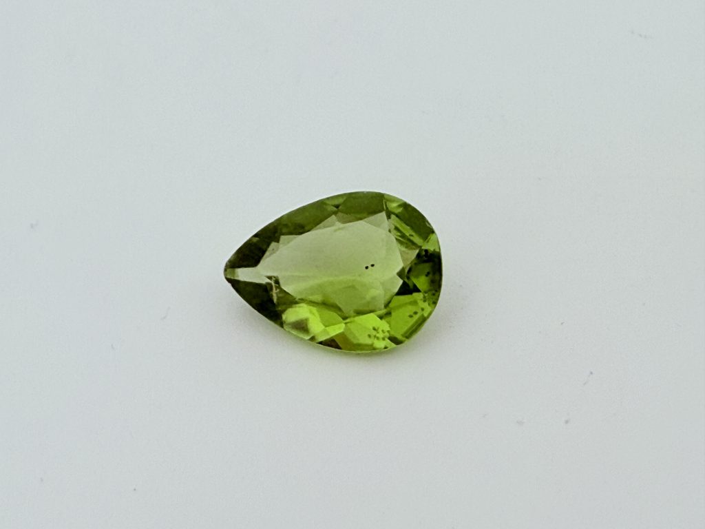Peridot 2,075ct